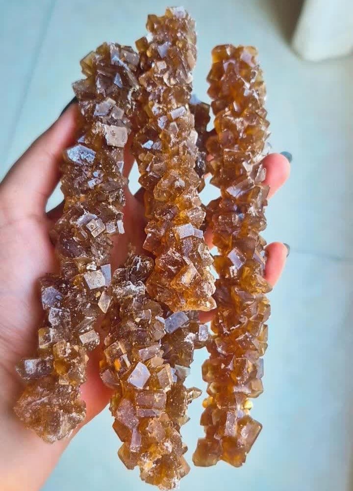 خرید نبات قهوه ای شاخه ای درجه یک + قیمت فله